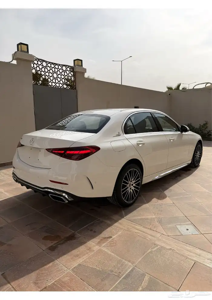 مرسيدس C200L 2025 اصفاار طلبيه خاصه.. 4