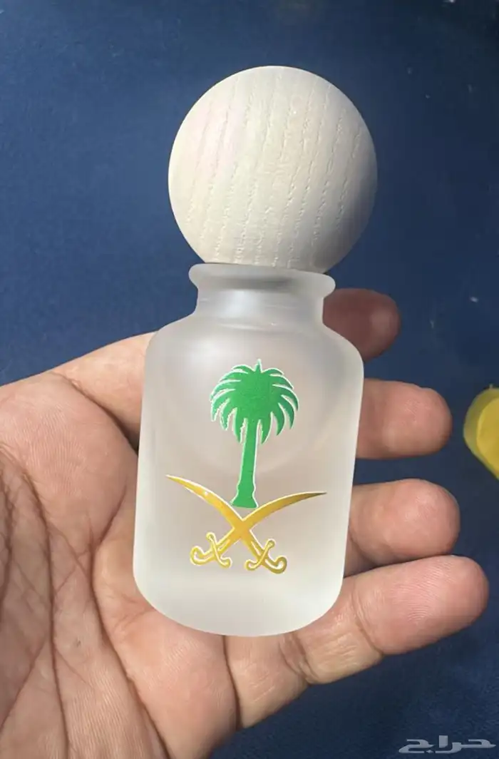 طباعه هدايا عطور او اكوب توزيعات اليوم الوطني 6