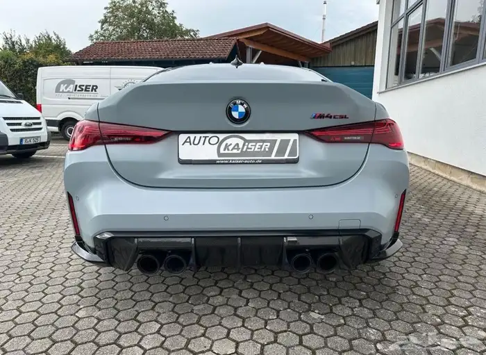 BMW M4 CSL 2022 5