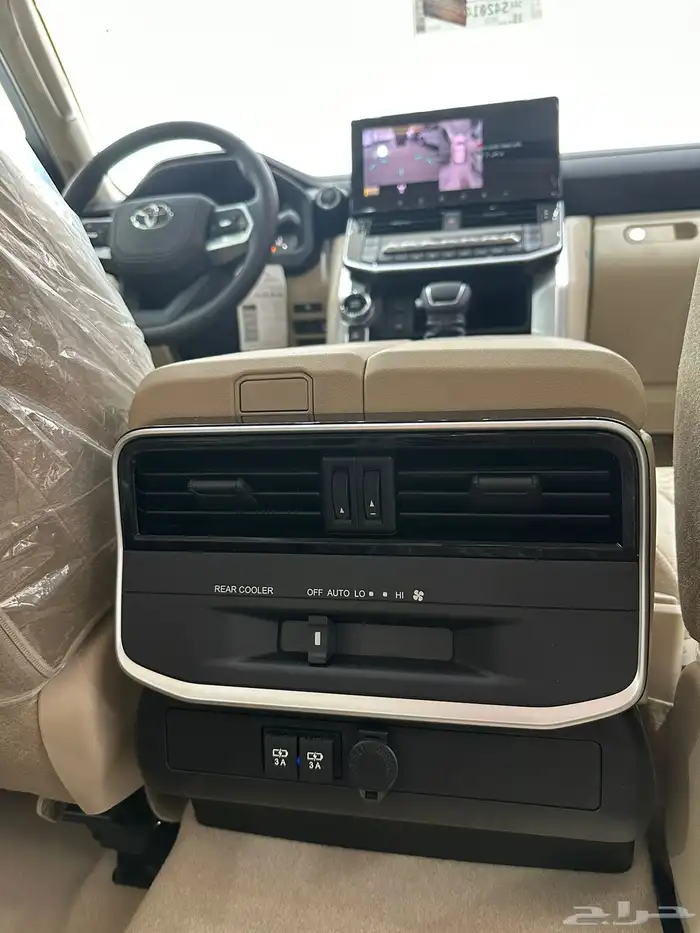 لاندكروزر L2 GXR بنزين 2025 اصفار سعودي 7