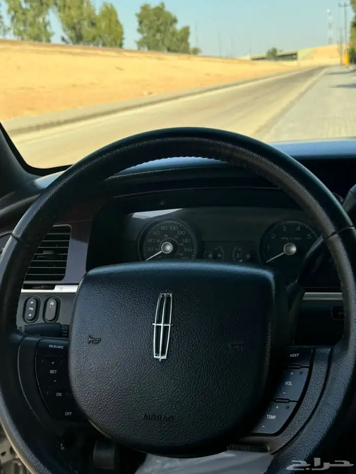 لينكون تاون كار لارج ممشى قليل 8