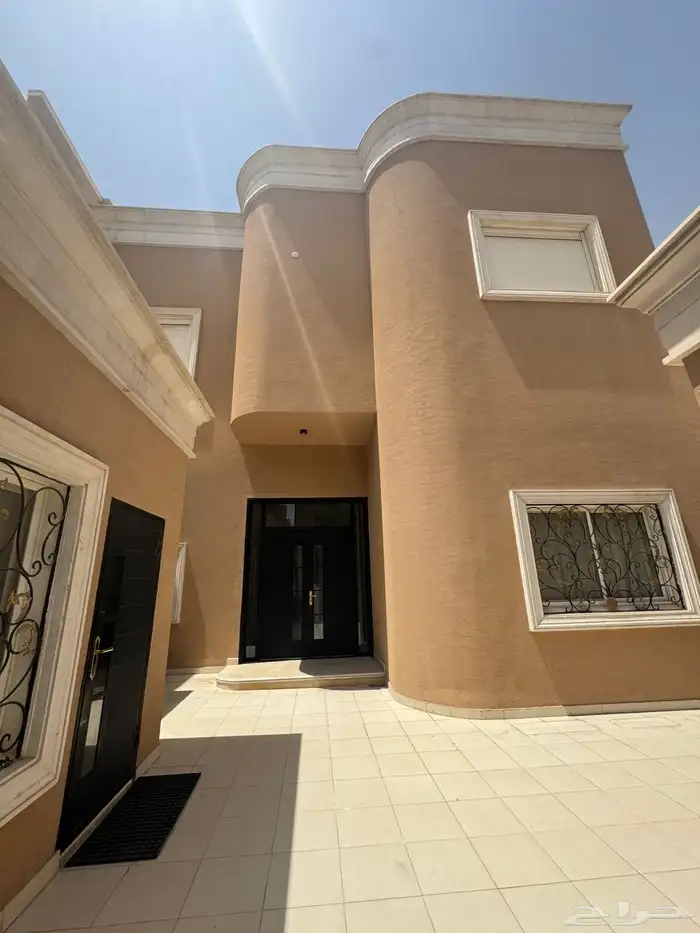 فله فاخرة للبيع الرياض حي النرجس 7.700.000 2