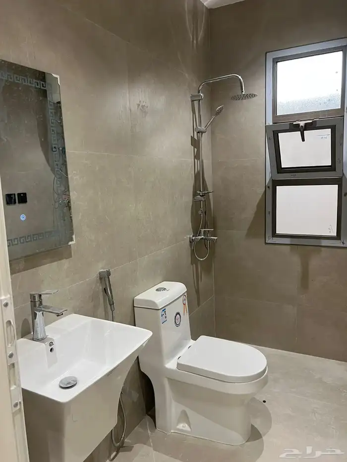 شقة عوايل للايجار دور ثاني - الرياض - حي ضاحية نمار 8