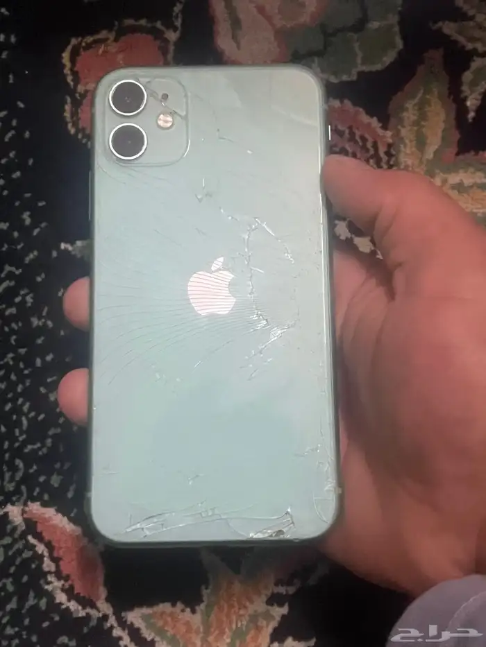 آيفون 11 للبيع 4