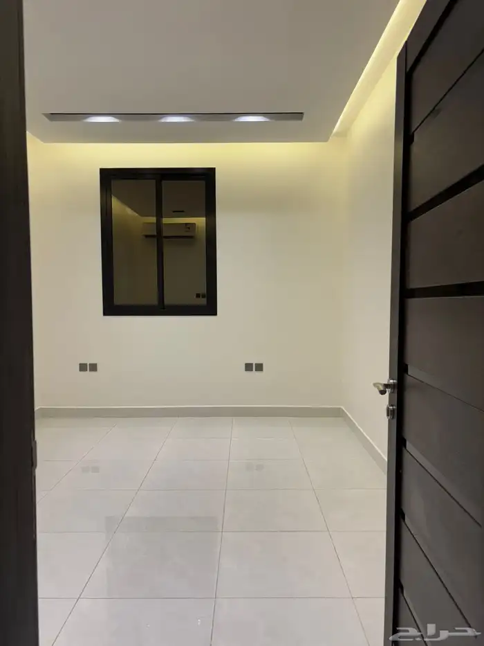 شقة بسعر مميز دورين في حي العارض الرياض 4