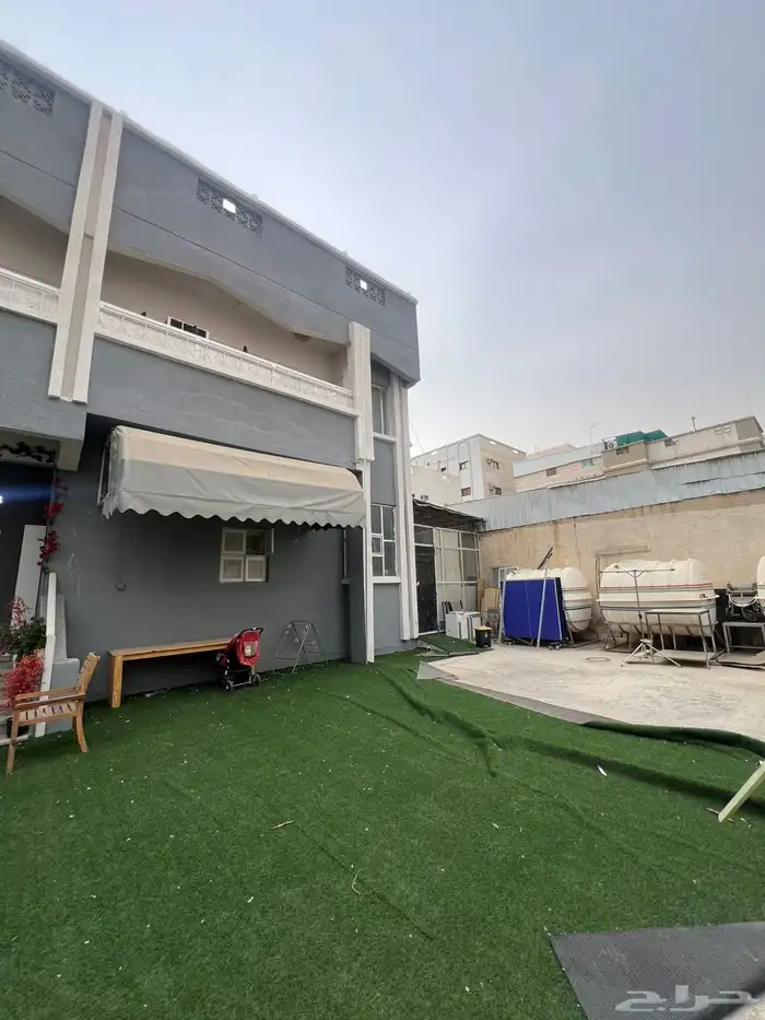 عمارة للبيع العزيزية 1