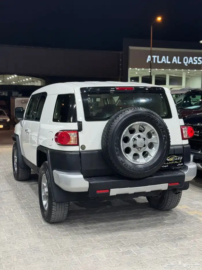 تويوتا اف جي 2013 قير عادي - عداد 9 الألف كيلو فقط 3