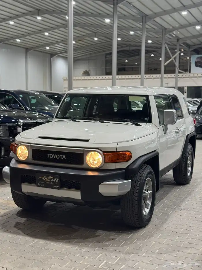 تويوتا اف جي 2013 قير عادي - عداد 9 الألف كيلو فقط 1