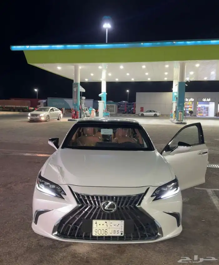 شمعات لكزس اي اس عدسه 12