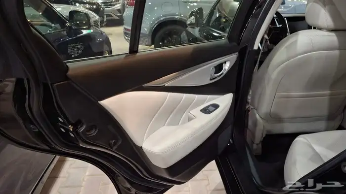 انفنتي Q50 2022 مستعمله مفحوصه مضمونه مصينه 6