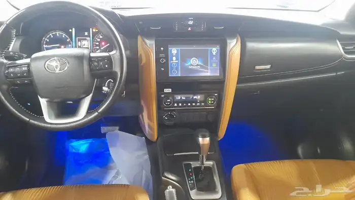 فورتشنر 2023 VX 6سلندر بدي وكالة ممشى قليل 14