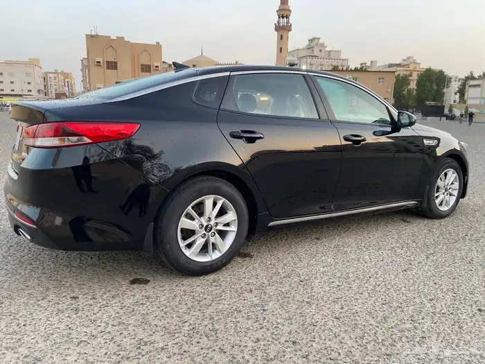 للبيع كيا اوبتيما كي5 موديل 2016 ديزل 11