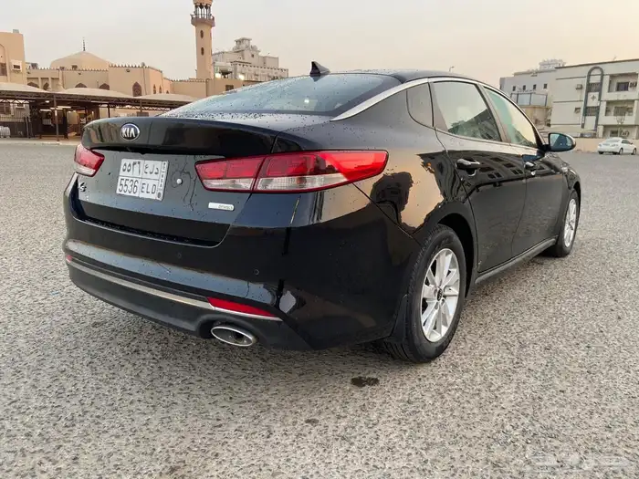 للبيع كيا اوبتيما كي5 موديل 2016 ديزل 8