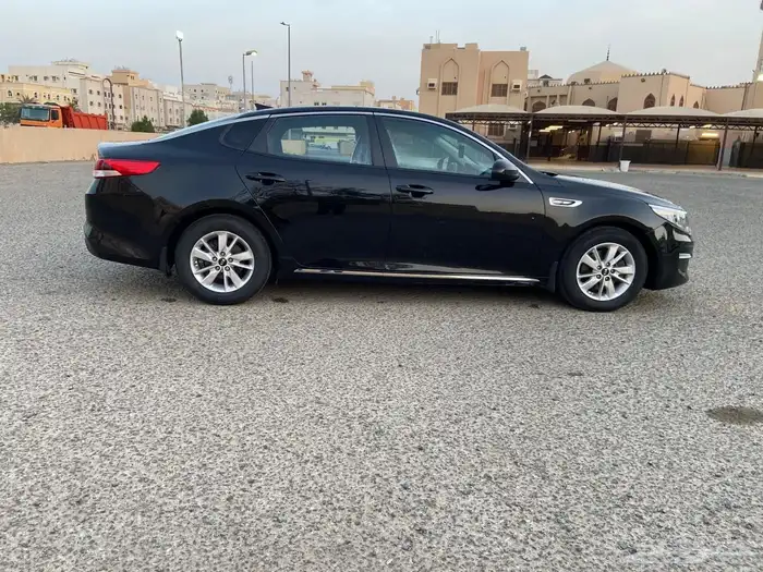 للبيع كيا اوبتيما كي5 موديل 2016 ديزل 10