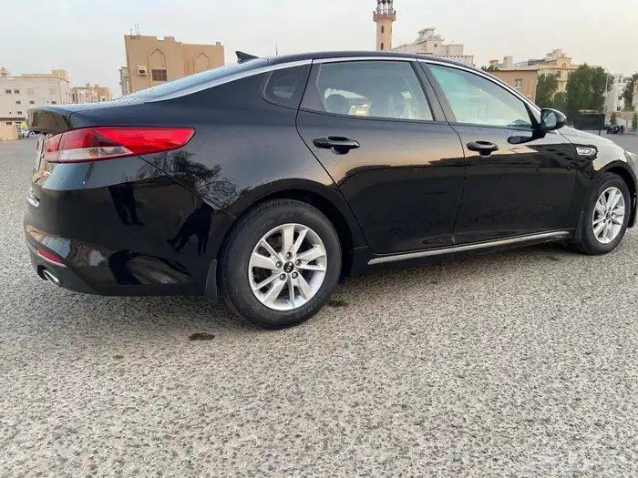 للبيع كيا اوبتيما كي5 موديل 2016 ديزل 12