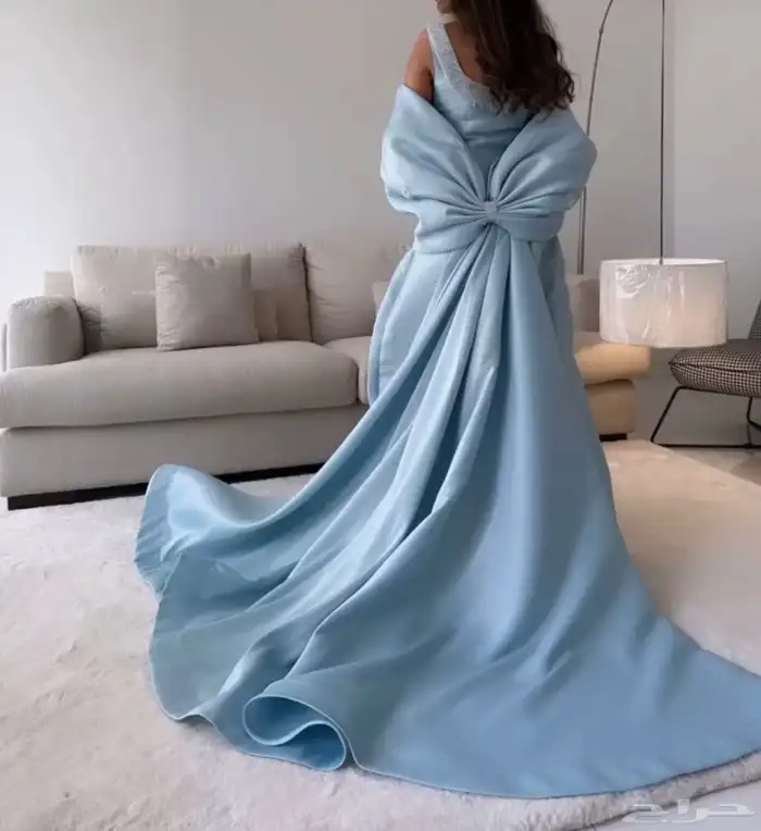 فستان نظيف من مصممه معروفه 2