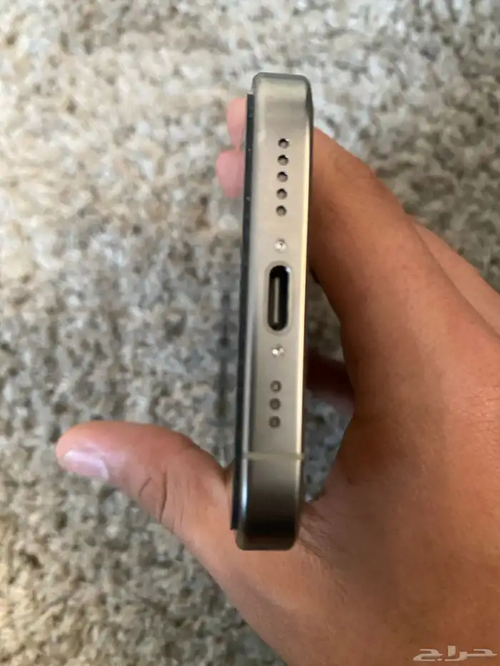 ايفون 16pro 5