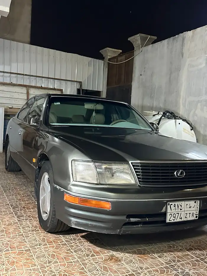 للبيع لكزس 1997 400 Ls خليجي مكينة وارد 0