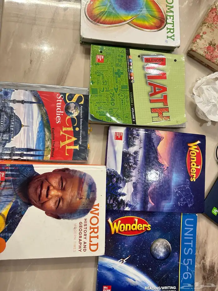 كتب ب كميات ب سعر رمزي (كتب عالميه منهج أمريكي) 8