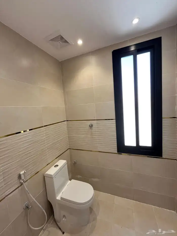 فيلا دورين على شارعين ركنية ولي العهد 7 18