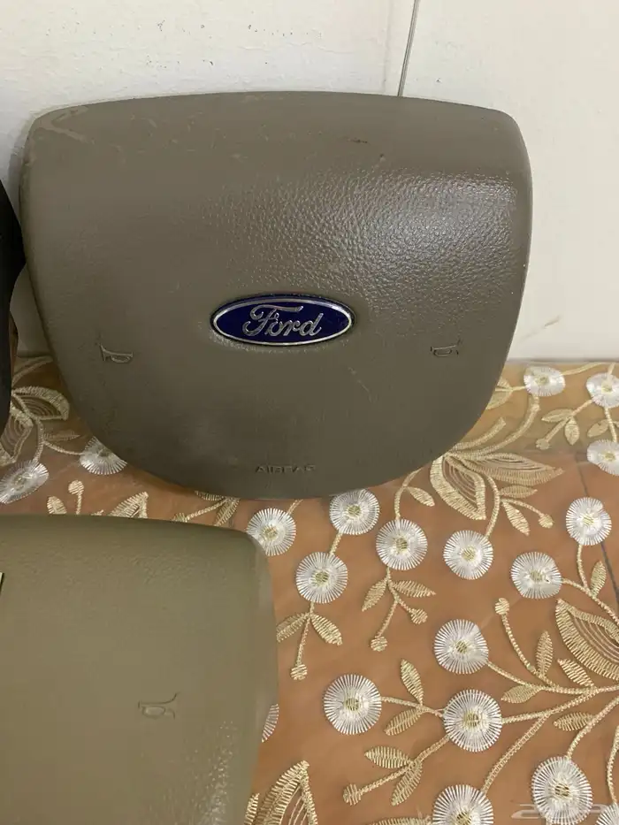 ايرباق فورد 4