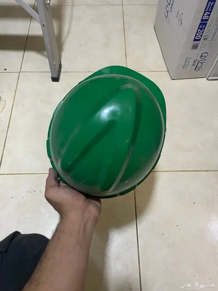 سيفتي شوز و هلمت 3