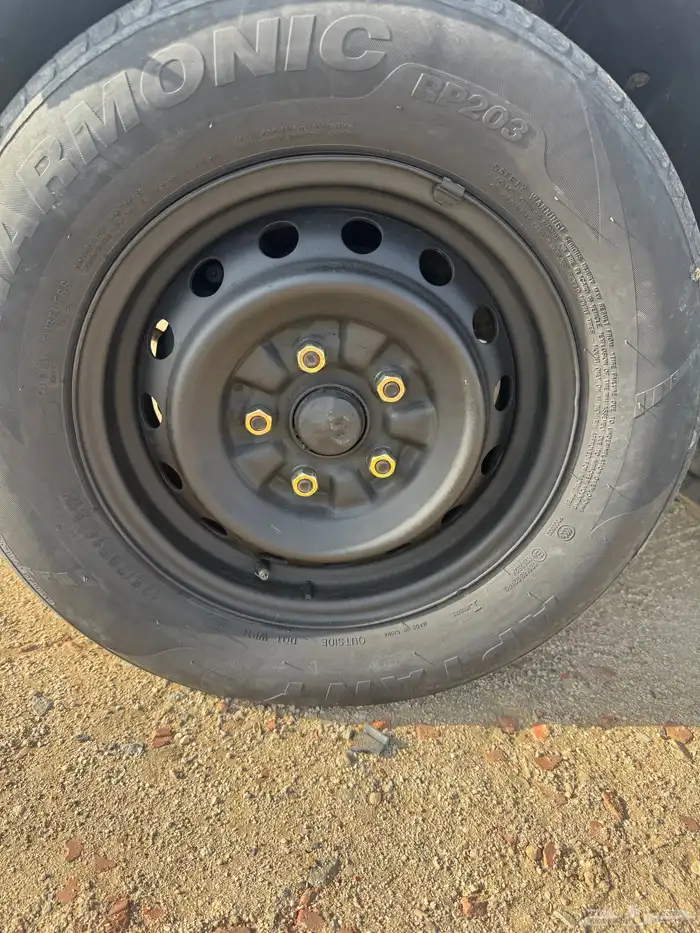 كرسيدا صواميل جنوط لون ذهبي   نحاسي 3