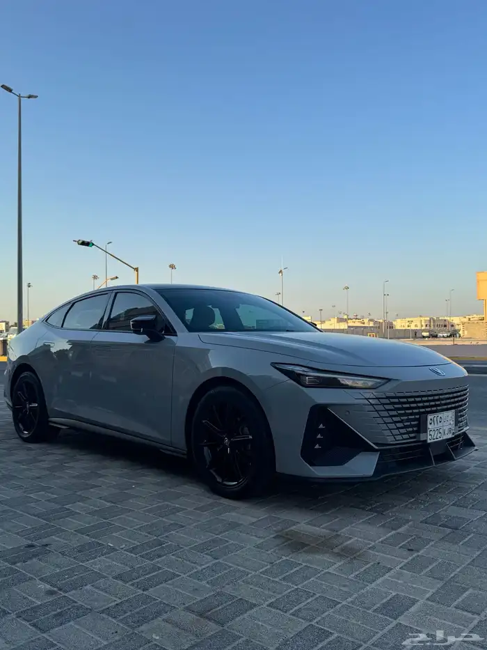 شانجان يوني في 2023 2