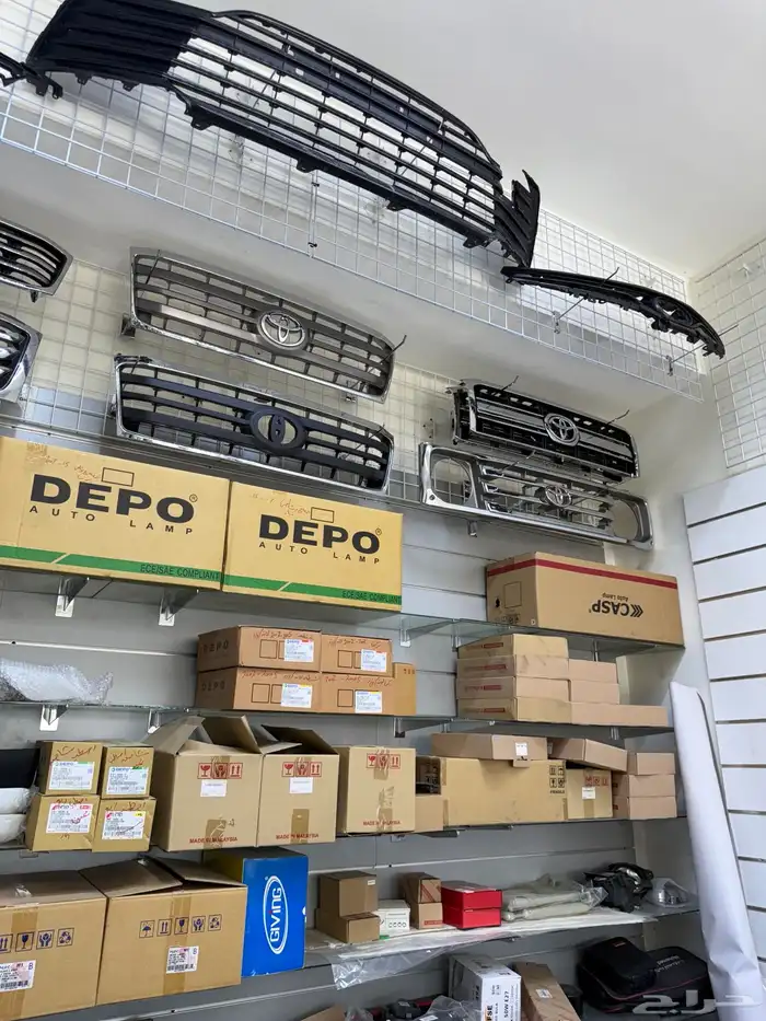 قطع غيار وديكورات كامري ولاندكروزر جديده 2005-2018 18