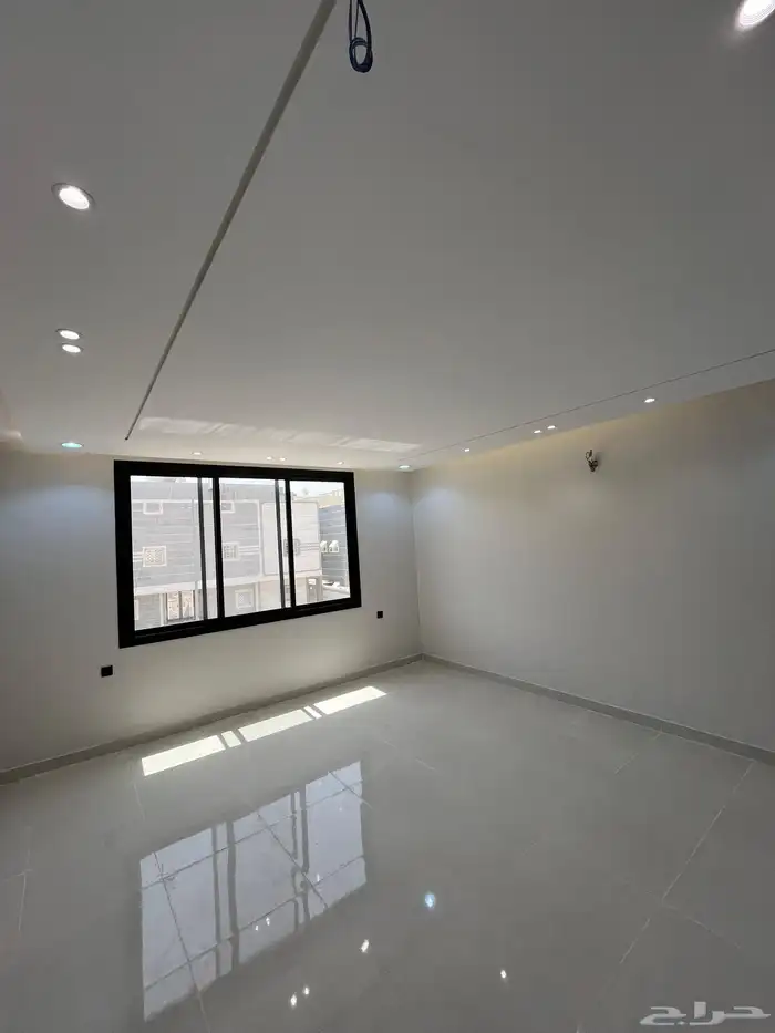 فيلا دورين على شارعين ركنية ولي العهد 7 14