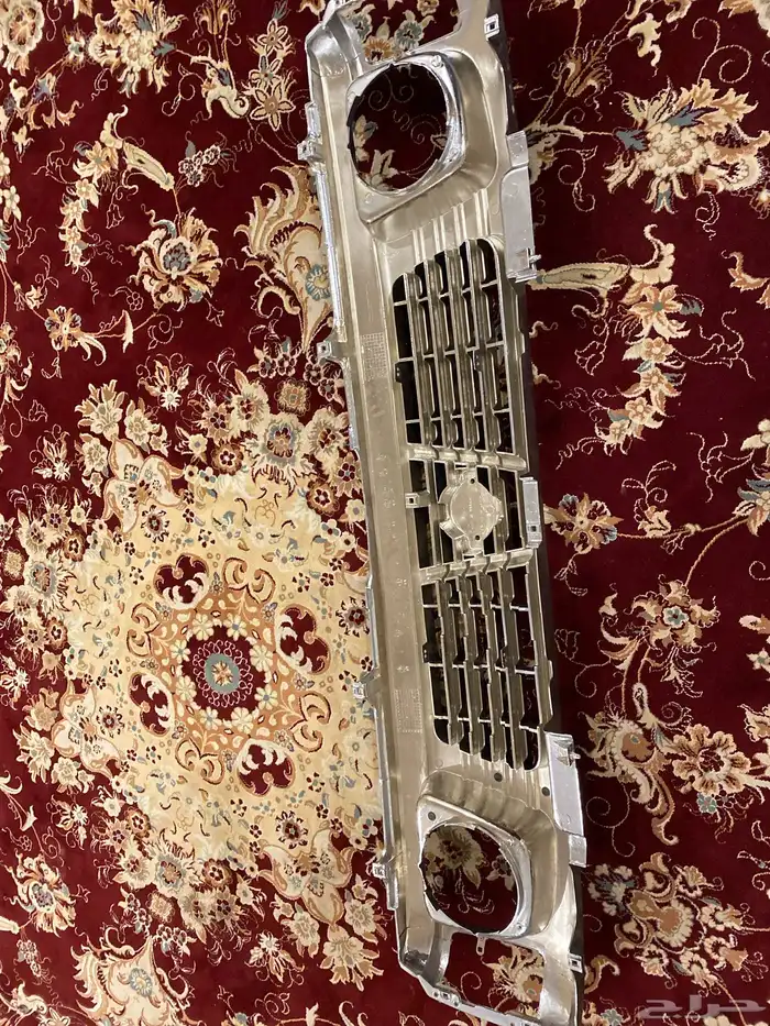 لبيع شبك نيسان من موديل 95-97 سليم الشبك ديبو والعلامه اصلي 4