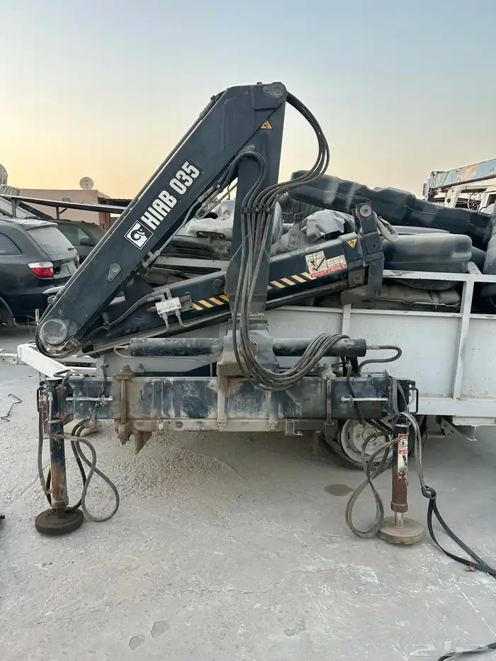 كرين HIAB 035 طن 2.5 0