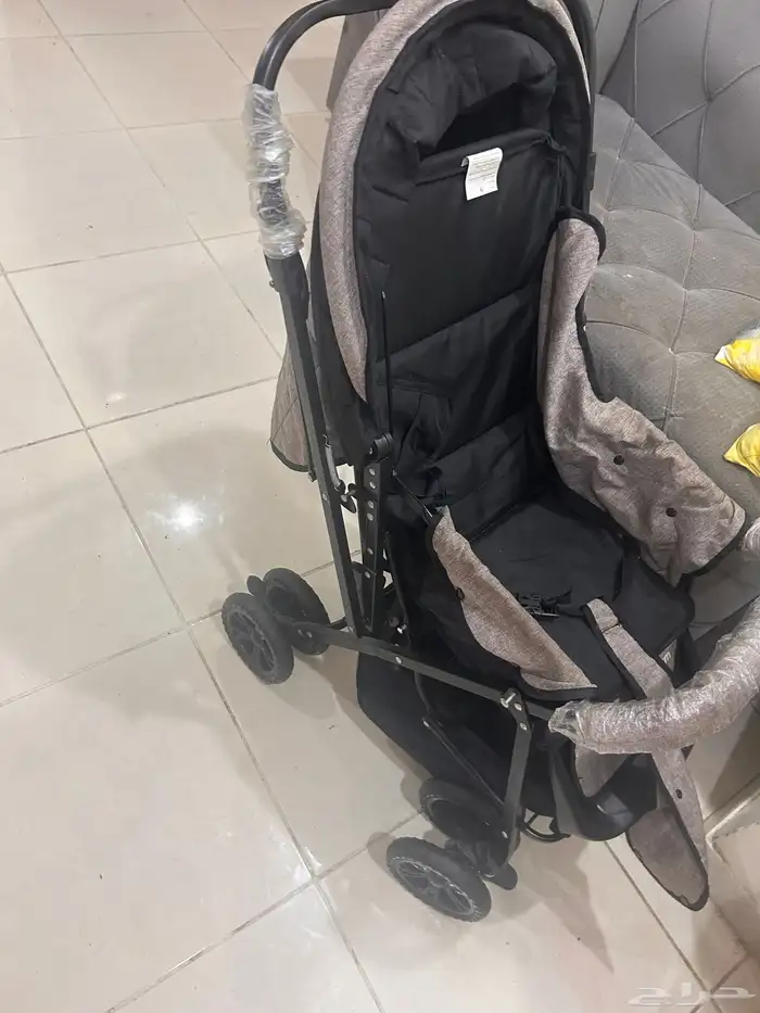 طقم كنب 2 5افراد عربه اطفال 0