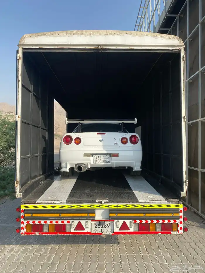سطحات الامارات فل دوان مغلقه من دبي الى دمام وبعكس 1