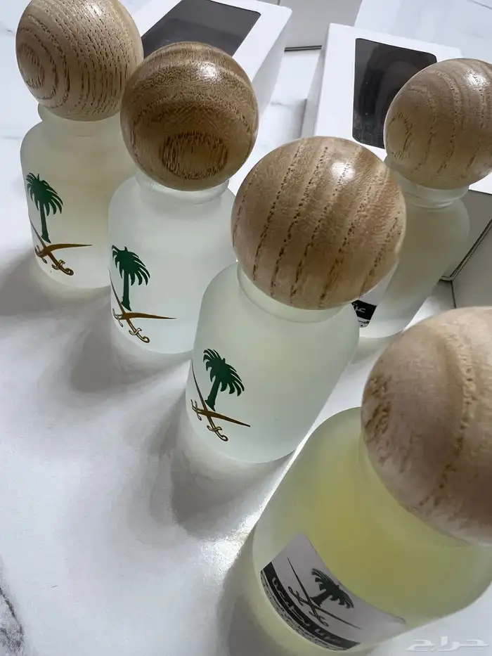طباعه هدايا عطور او اكوب توزيعات اليوم الوطني 3