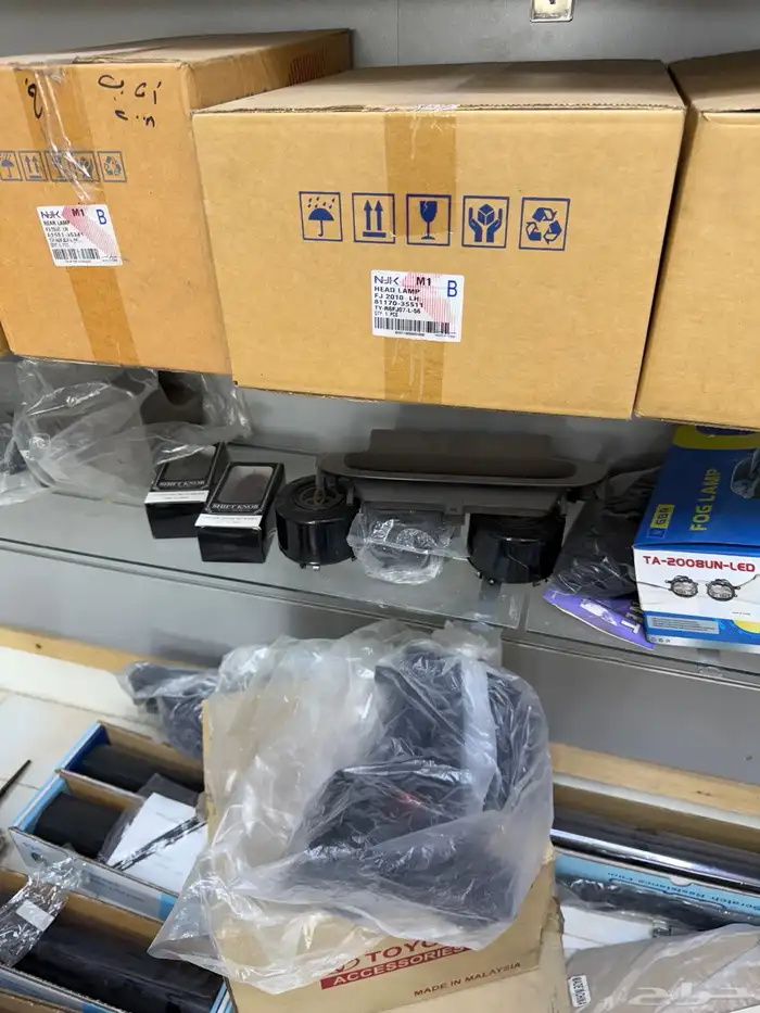 قطع غيار وديكورات كامري ولاندكروزر جديده 2005-2018 8