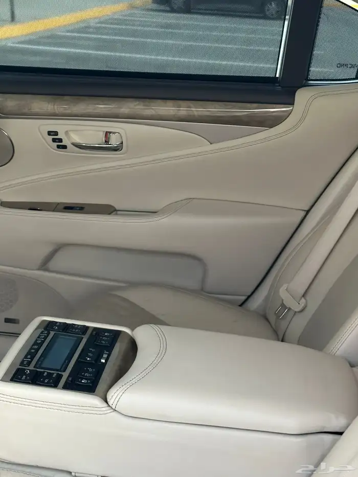 لكزس 2015 -LS460 لارج فل الفل داخل بيج 19