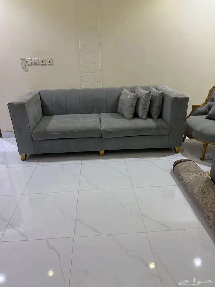 كنب وستاير وطاولات 0