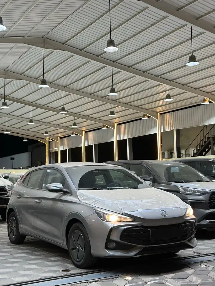 MG3 استاندر موديل 2024 الوان فضي 4