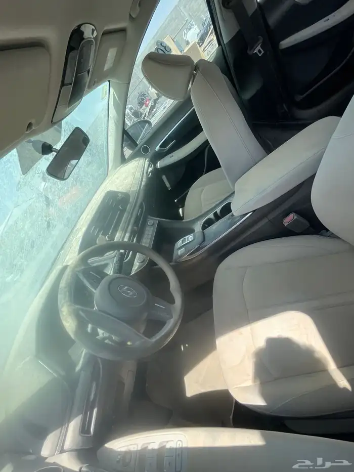 سوناتا 2022 لونها ازرق غامق تشليح قطع غيار 4