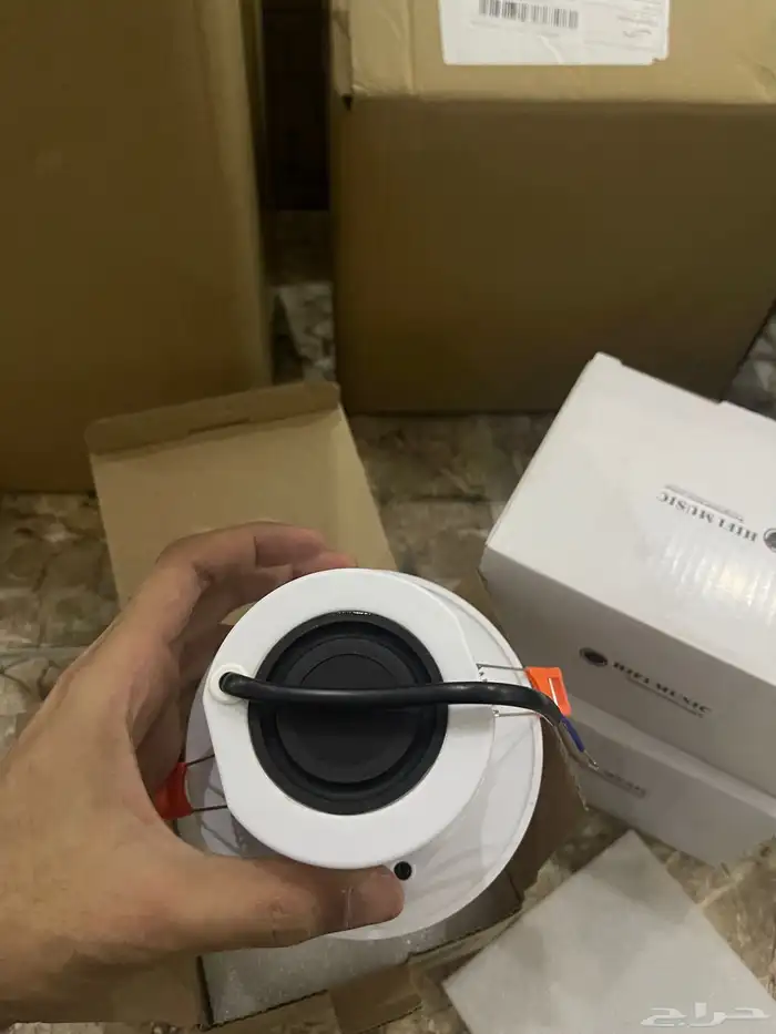 للبيع سماعات سقف ومضخم جودة ممتازة 7