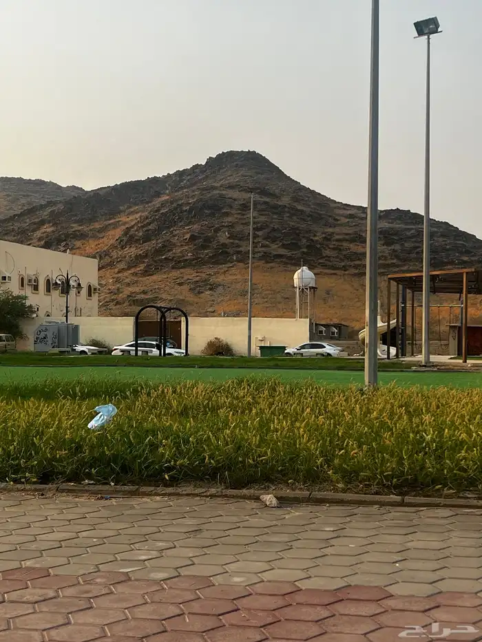 بيت للايجار أو للبيع في حي الملاوي وأيضا بيع أرض بالنوارية 4
