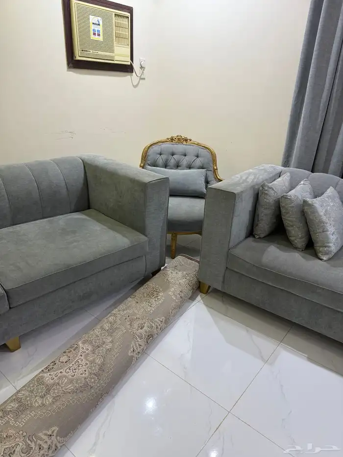 كنب وستاير وطاولات 2