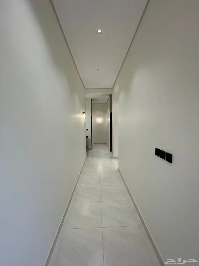 للبيع ارواف ارضيه وعلويه تشطيب ممتاز ابها المحاله 6