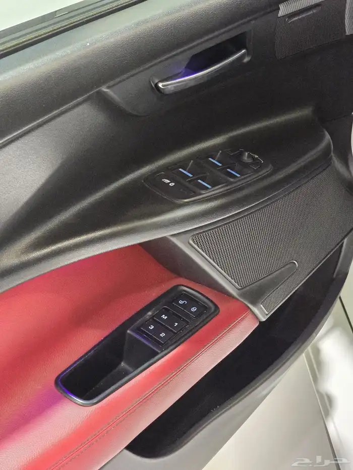 جاكور XE S سوبر تشارج موديل 2016 بحالة ممتازة 19