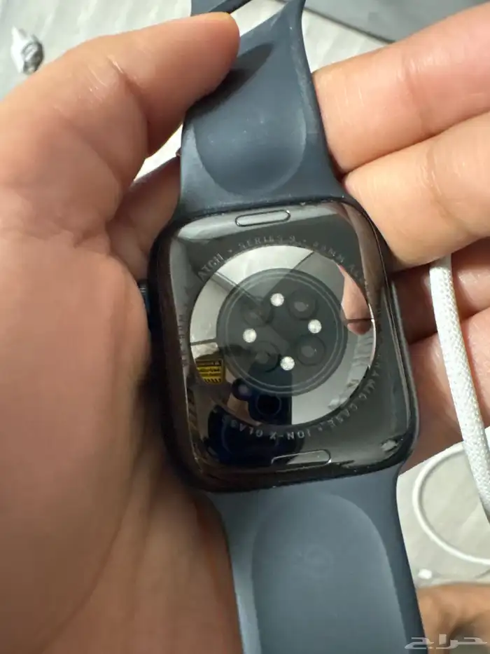 للبيع ساعه ابل البيع المستعجل الان 2