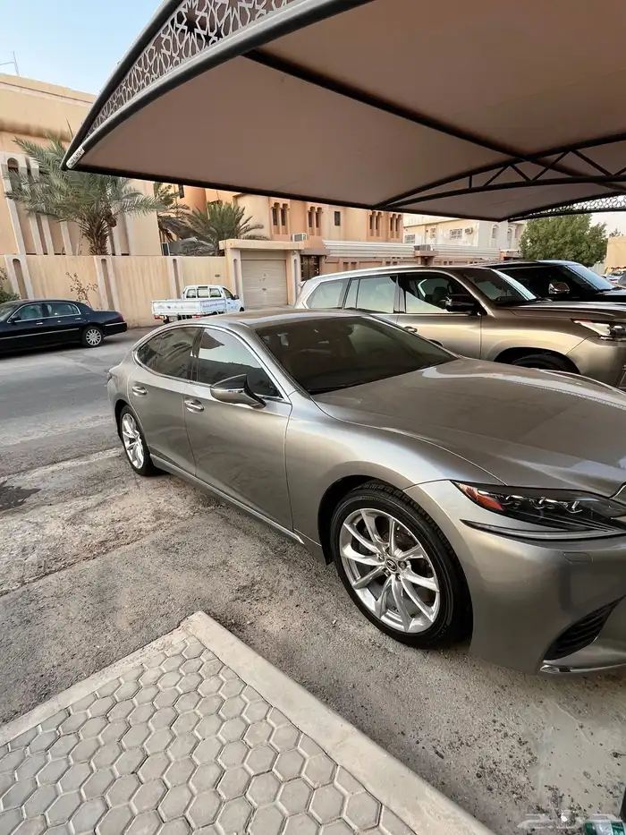 لكزس LS 500 م 2018 ممتازة 1