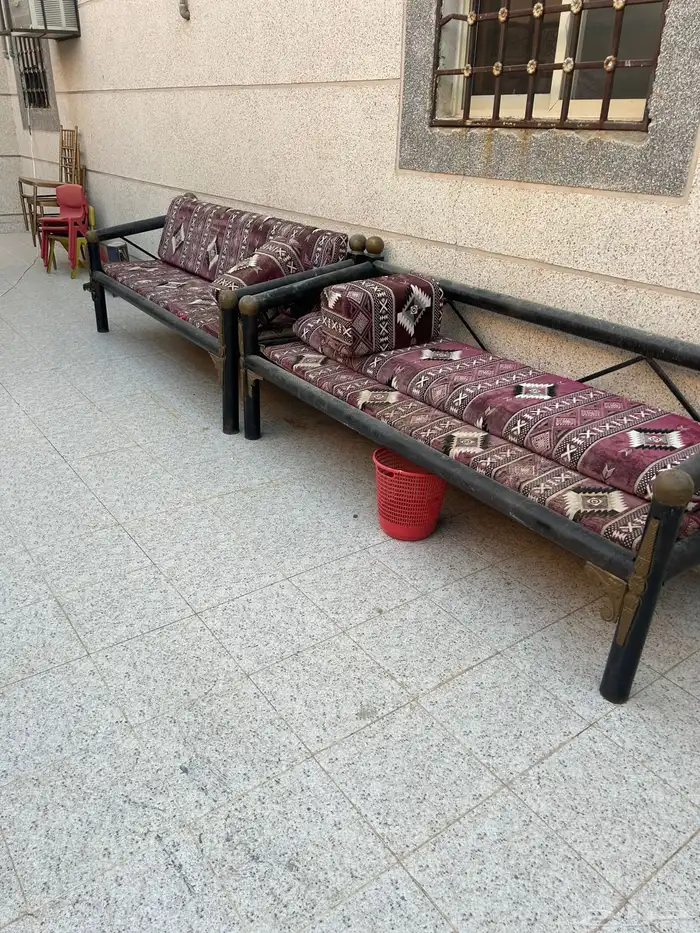 كراسي للبيع عدد 2 1