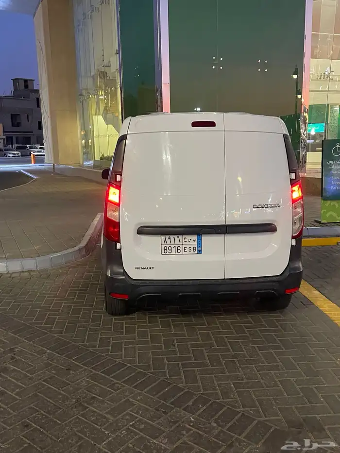 باص رينو 2021 2