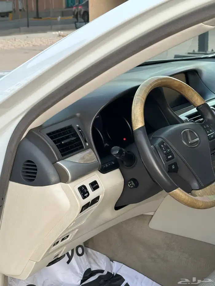 لكزس 2015 -LS460 لارج فل الفل داخل بيج 10